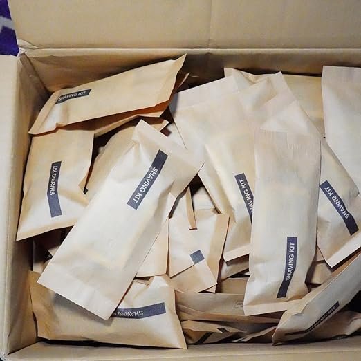 Shaving kit personal razor/ oxy life gel - Image 2